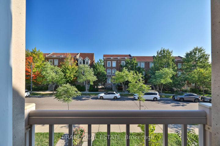 Photo 18 at 34 Judy Sgro Avenue, CFB, Toronto