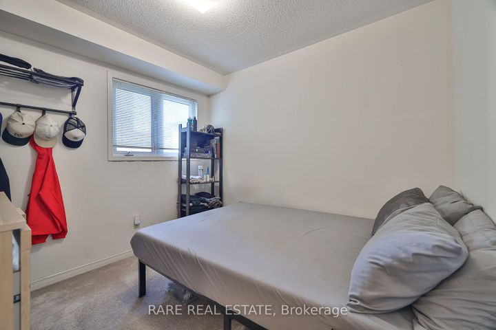 Photo 19 at 34 Judy Sgro Avenue, CFB, Toronto