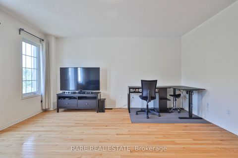 Photo 14 at 34 Judy Sgro Avenue, CFB, Toronto