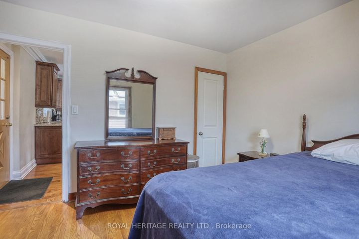 Photo 22 at 339 Nipigon Street E, McLaughlin, Oshawa