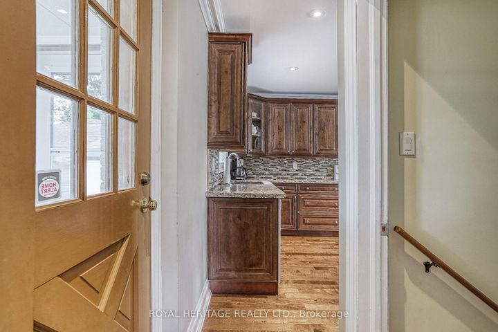 Photo 23 at 339 Nipigon Street E, McLaughlin, Oshawa
