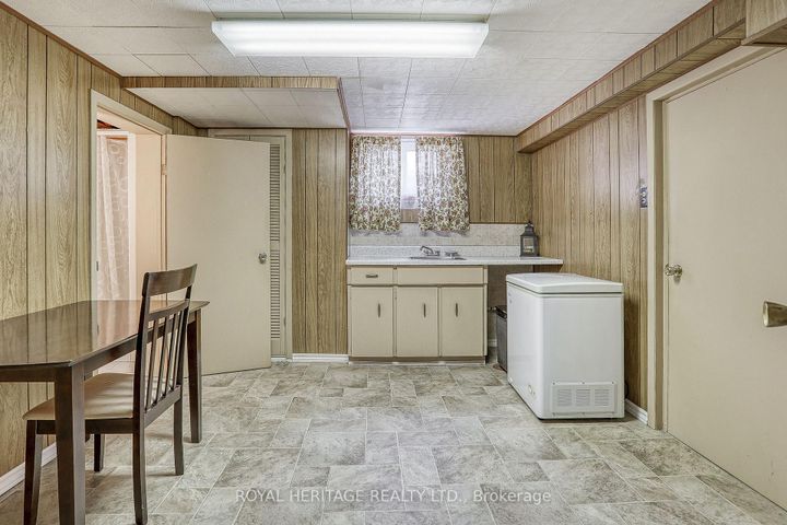 Photo 32 at 339 Nipigon Street E, McLaughlin, Oshawa