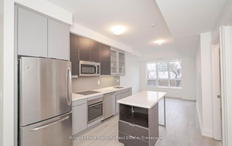 Photo 6 at 328 - 399 Spring Garden Avenue, Willowdale East, Toronto
