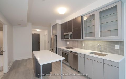 Photo 7 at 328 - 399 Spring Garden Avenue, Willowdale East, Toronto