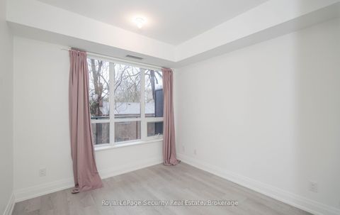 Photo 12 at 328 - 399 Spring Garden Avenue, Willowdale East, Toronto
