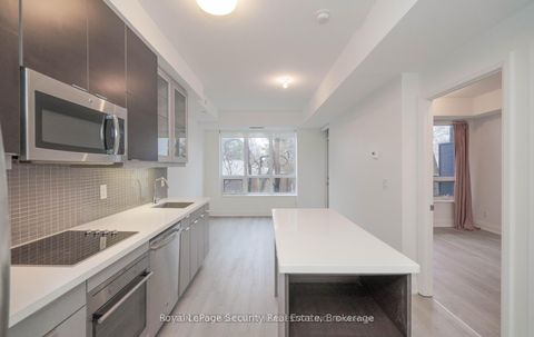 Photo 15 at 328 - 399 Spring Garden Avenue, Willowdale East, Toronto