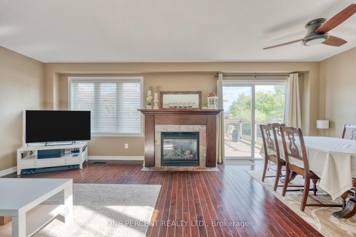 Photo 5 at 286 Fall Fair Way, Binbrook, Hamilton