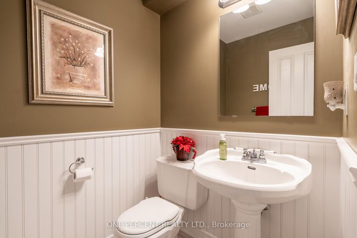 Photo 15 at 286 Fall Fair Way, Binbrook, Hamilton