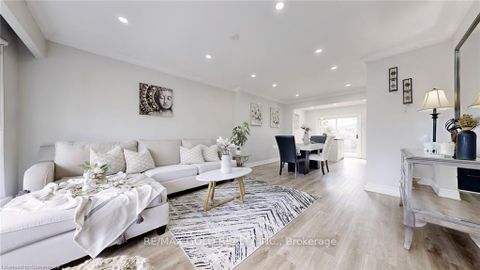 Photo 7 at 28 Navenby Crescent, Humber Summit, Toronto