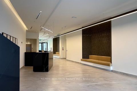 Photo 7 at PH 913 - 6 David Eyer Road E, Rural Richmond Hill, Richmond Hill Photo 7 at PH 913 - 6 David Eyer Road E, Rural Richmond Hill, Richmond Hill