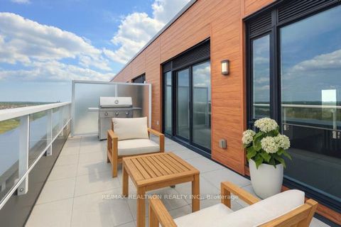 Photo 13 at PH 913 - 6 David Eyer Road E, Rural Richmond Hill, Richmond Hill Photo 13 at PH 913 - 6 David Eyer Road E, Rural Richmond Hill, Richmond Hill