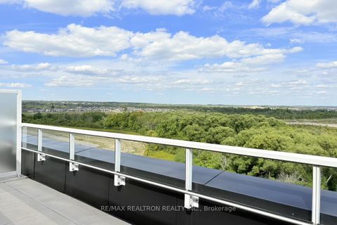 Photo 15 at PH 913 - 6 David Eyer Road E, Rural Richmond Hill, Richmond Hill