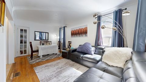 Photo 11 at 291 Kennedy Road E, Cliffside, Toronto