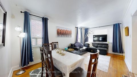 Photo 12 at 291 Kennedy Road E, Cliffside, Toronto
