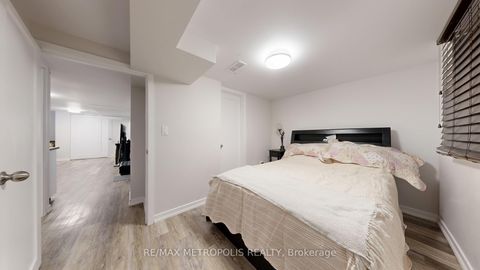 Photo 34 at 291 Kennedy Road E, Cliffside, Toronto