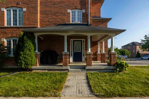 Photo 1 at 142 Millcliff Circle, Aurora Grove, Aurora Photo 1 at 142 Millcliff Circle, Aurora Grove, Aurora