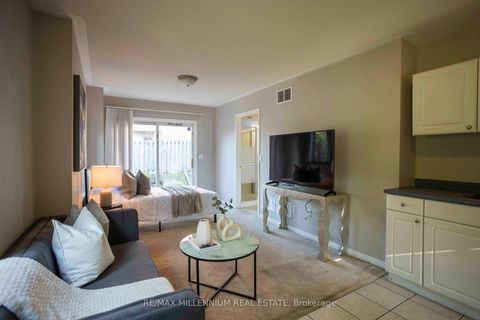 Photo 3 at 142 Millcliff Circle, Aurora Grove, Aurora