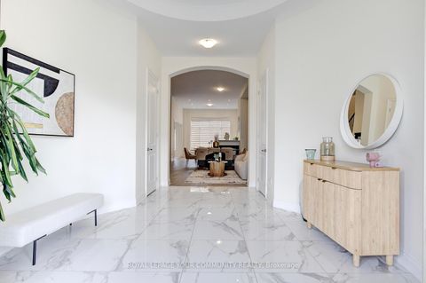 Photo 3 at 152 Stormont Trail, Vellore Village, Vaughan Photo 3 at 152 Stormont Trail, Vellore Village, Vaughan