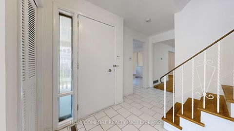 Photo 2 at 288 Woodsworth Road, Windfields, Toronto