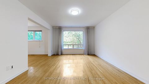 Photo 4 at 288 Woodsworth Road, Windfields, Toronto