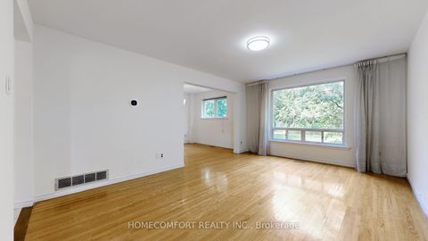 Photo 5 at 288 Woodsworth Road, Windfields, Toronto
