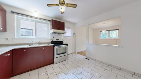 Photo 15 at 288 Woodsworth Road, Windfields, Toronto