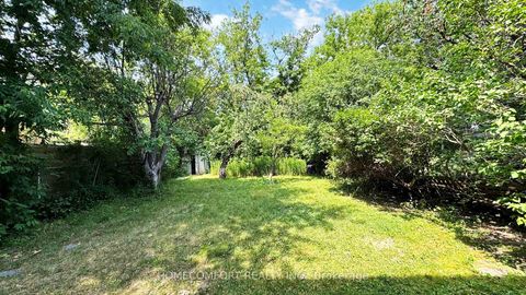 Photo 46 at 288 Woodsworth Road, Windfields, Toronto