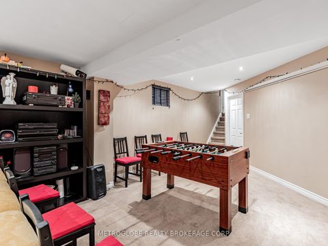 Photo 27 at 31 Ken Bishop Way, Woodland Hill, Newmarket
