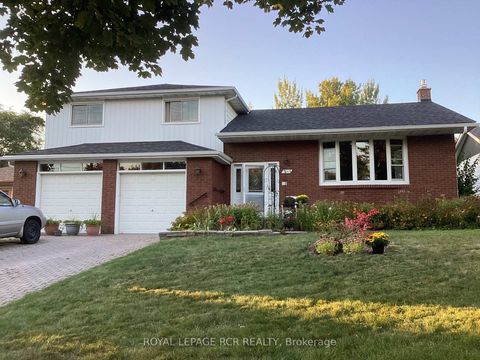 Photo 0 at 1049 Elgin Street, Leslie Valley, Newmarket