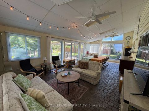 Photo 12 at 1049 Elgin Street, Leslie Valley, Newmarket