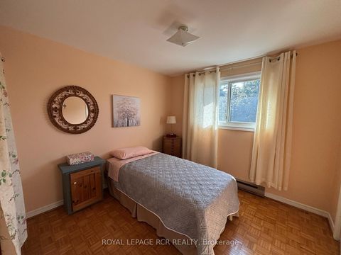 Photo 17 at 1049 Elgin Street, Leslie Valley, Newmarket
