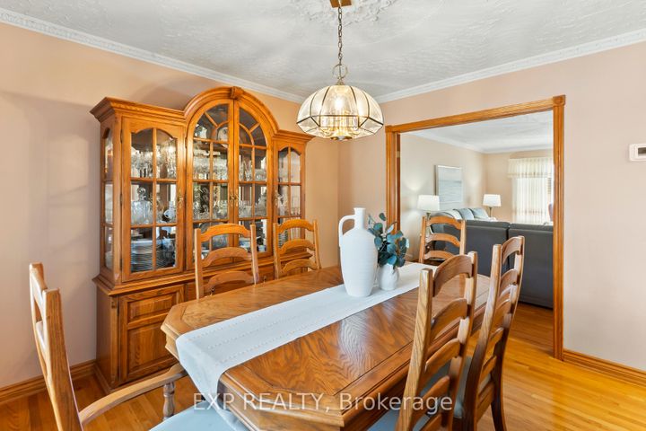 Photo 11 at 592 Taunton Road W, Northwood, Oshawa