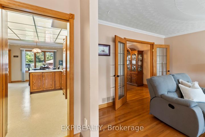 Photo 13 at 592 Taunton Road W, Northwood, Oshawa