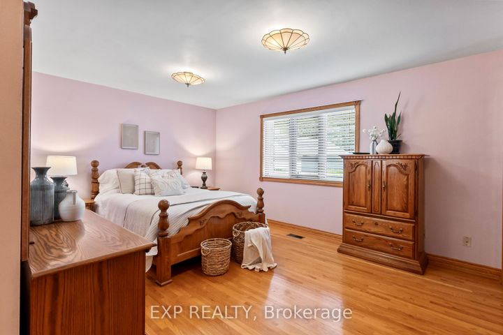 Photo 21 at 592 Taunton Road W, Northwood, Oshawa