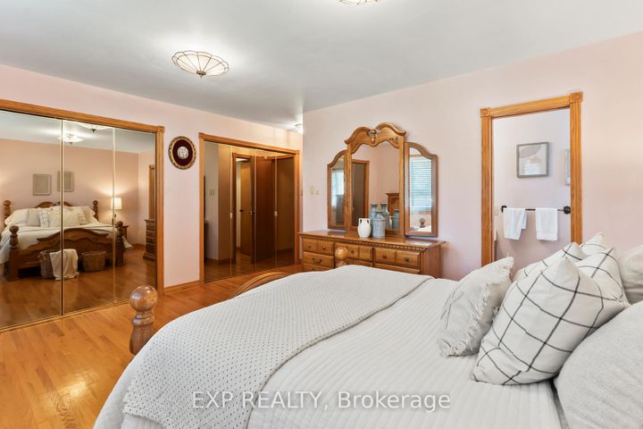 Photo 22 at 592 Taunton Road W, Northwood, Oshawa