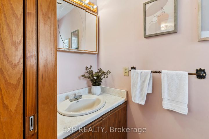 Photo 23 at 592 Taunton Road W, Northwood, Oshawa