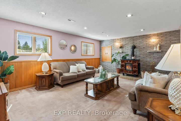 Photo 32 at 592 Taunton Road W, Northwood, Oshawa