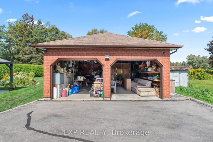 Photo 40 at 592 Taunton Road W, Northwood, Oshawa