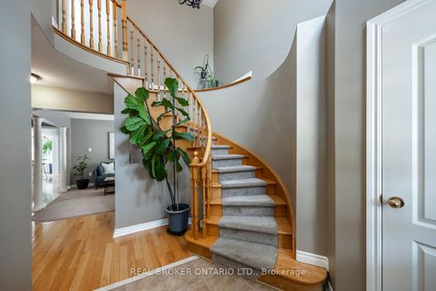 Photo 5 at 36 West Side Drive, Bowmanville, Clarington