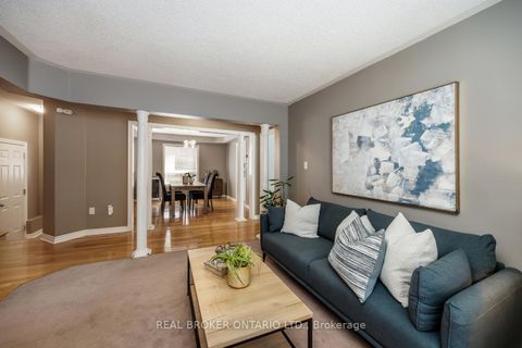 Photo 7 at 36 West Side Drive, Bowmanville, Clarington