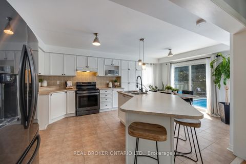 Photo 13 at 36 West Side Drive, Bowmanville, Clarington