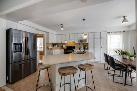 Photo 16 at 36 West Side Drive, Bowmanville, Clarington