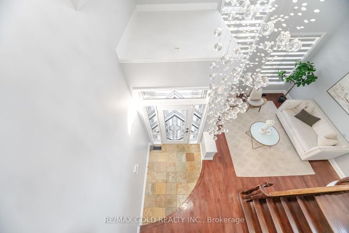 Photo 1 at 32 Eaglesprings Crescent, Bram East, Brampton