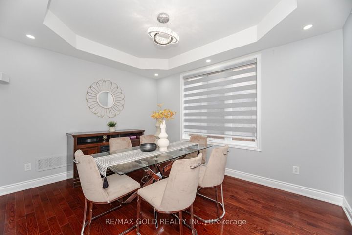 Photo 6 at 32 Eaglesprings Crescent, Bram East, Brampton