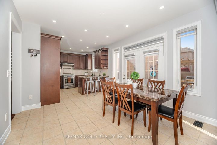 Photo 9 at 32 Eaglesprings Crescent, Bram East, Brampton