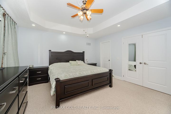 Photo 15 at 32 Eaglesprings Crescent, Bram East, Brampton