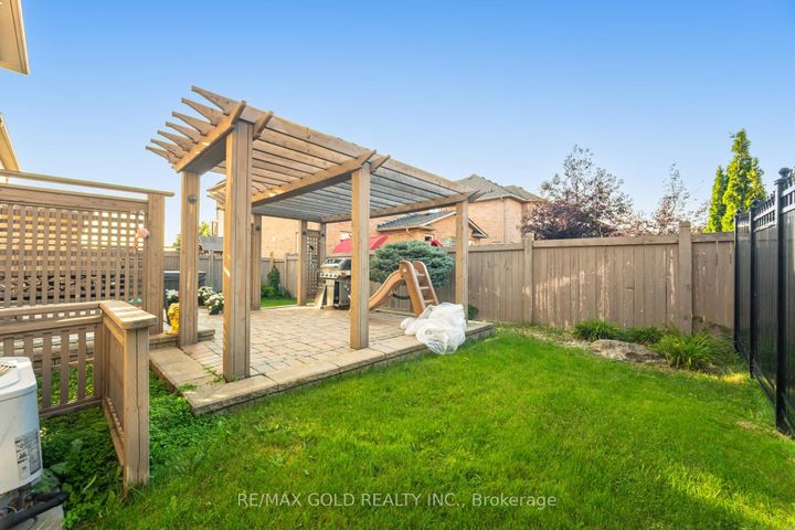 Photo 27 at 32 Eaglesprings Crescent, Bram East, Brampton