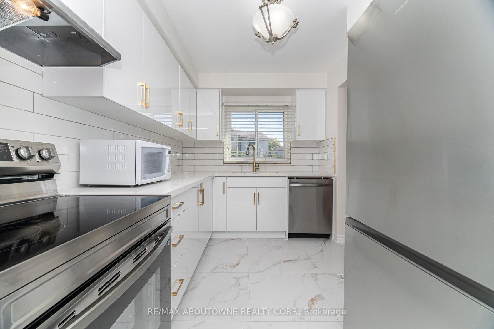 106 - 2779 Gananoque Drive, Meadowvale, Mississauga 