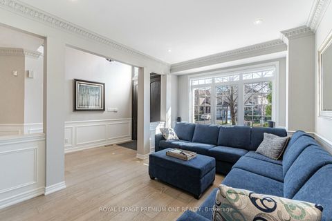 Photo 6 at 60 Julia Valentina Avenue, Sonoma Heights, Vaughan