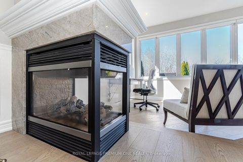 Photo 13 at 60 Julia Valentina Avenue, Sonoma Heights, Vaughan